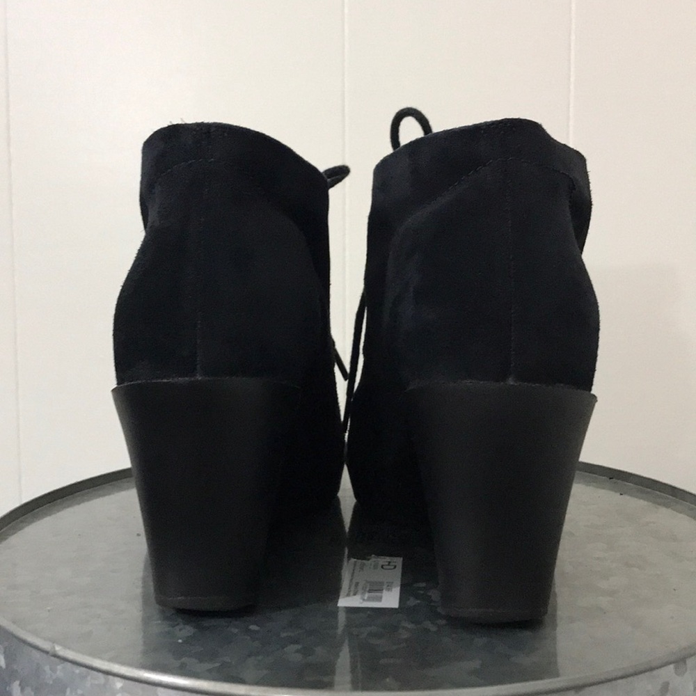 Cole Haan Suede Wedge - Picture 4 of 6